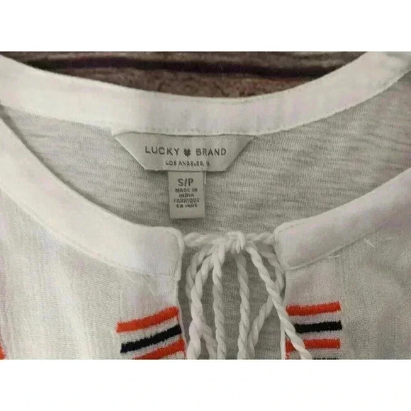 Lucky Brand White Embroidered Flutter Ruffle Cap Sleeves Top Small NEW - Picture 2 of 3